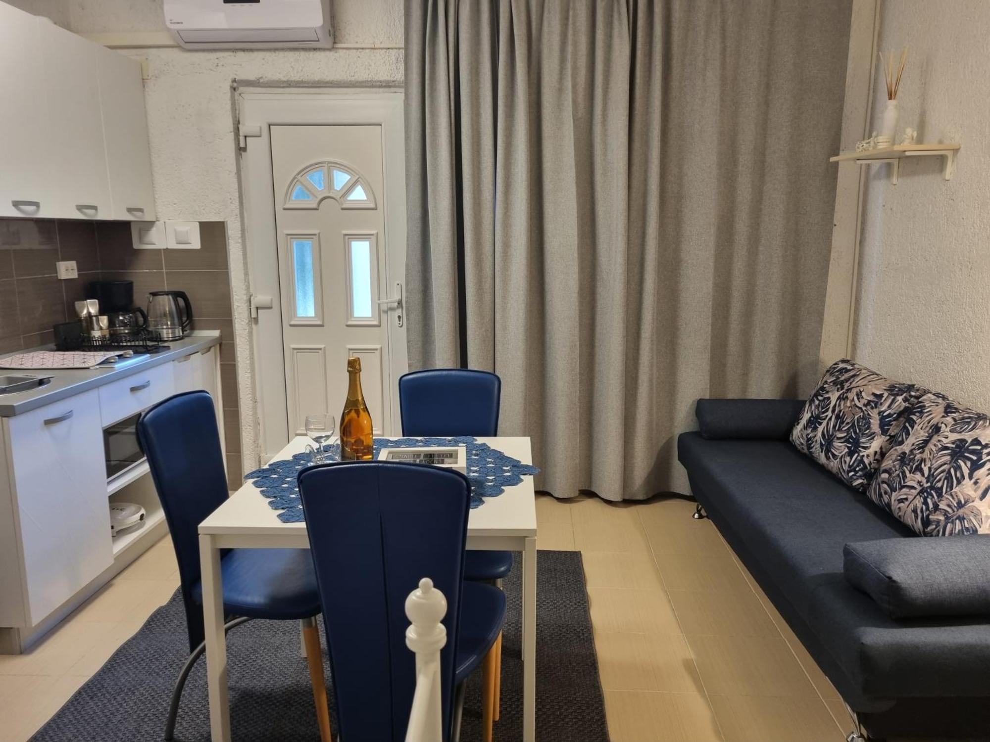 Apartments Dora Crikvenica Εξωτερικό φωτογραφία