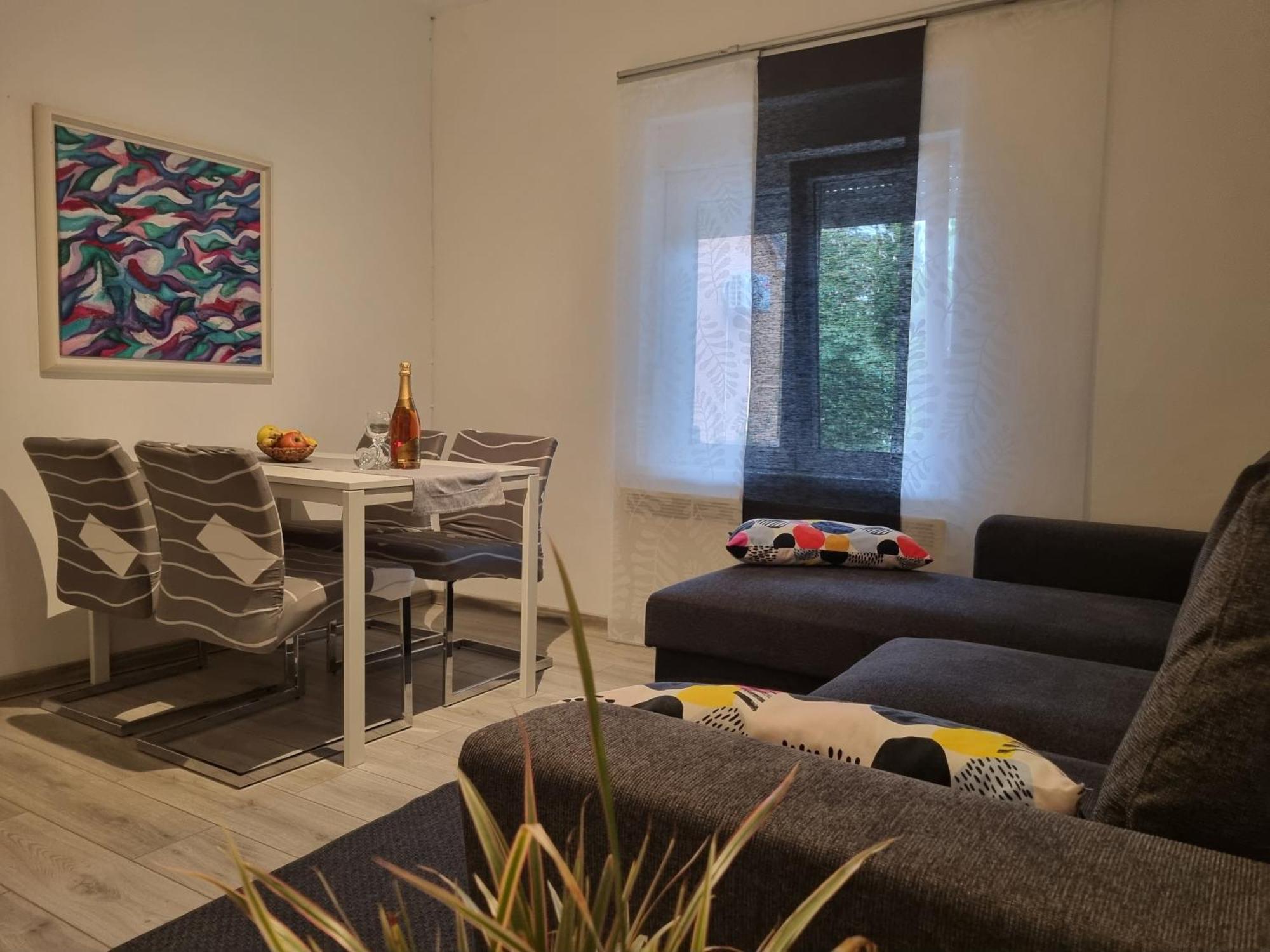 Apartments Dora Crikvenica Εξωτερικό φωτογραφία