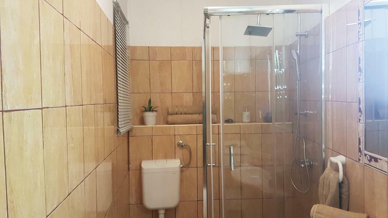 Apartments Dora Crikvenica Εξωτερικό φωτογραφία