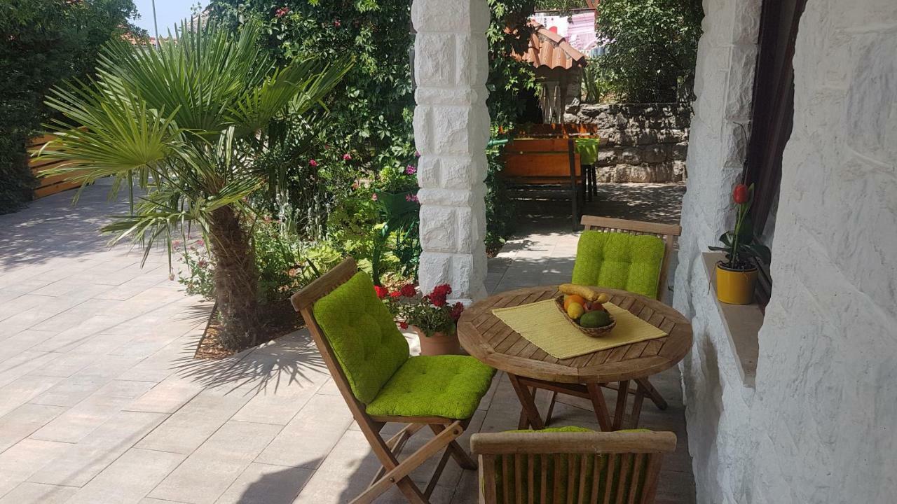 Apartments Dora Crikvenica Εξωτερικό φωτογραφία
